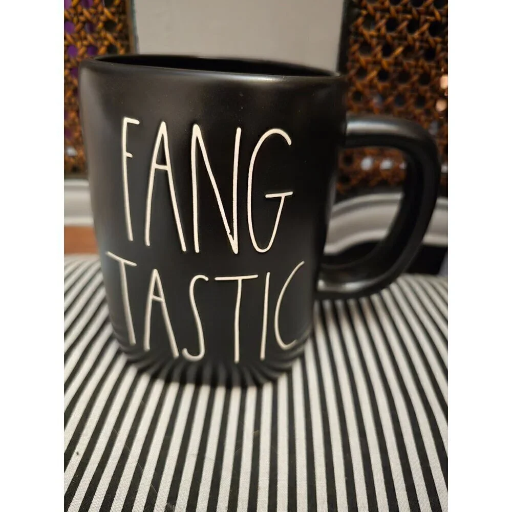 NWT Rae Dunn Fangtastic Vampire Halloween Mug Black 2021